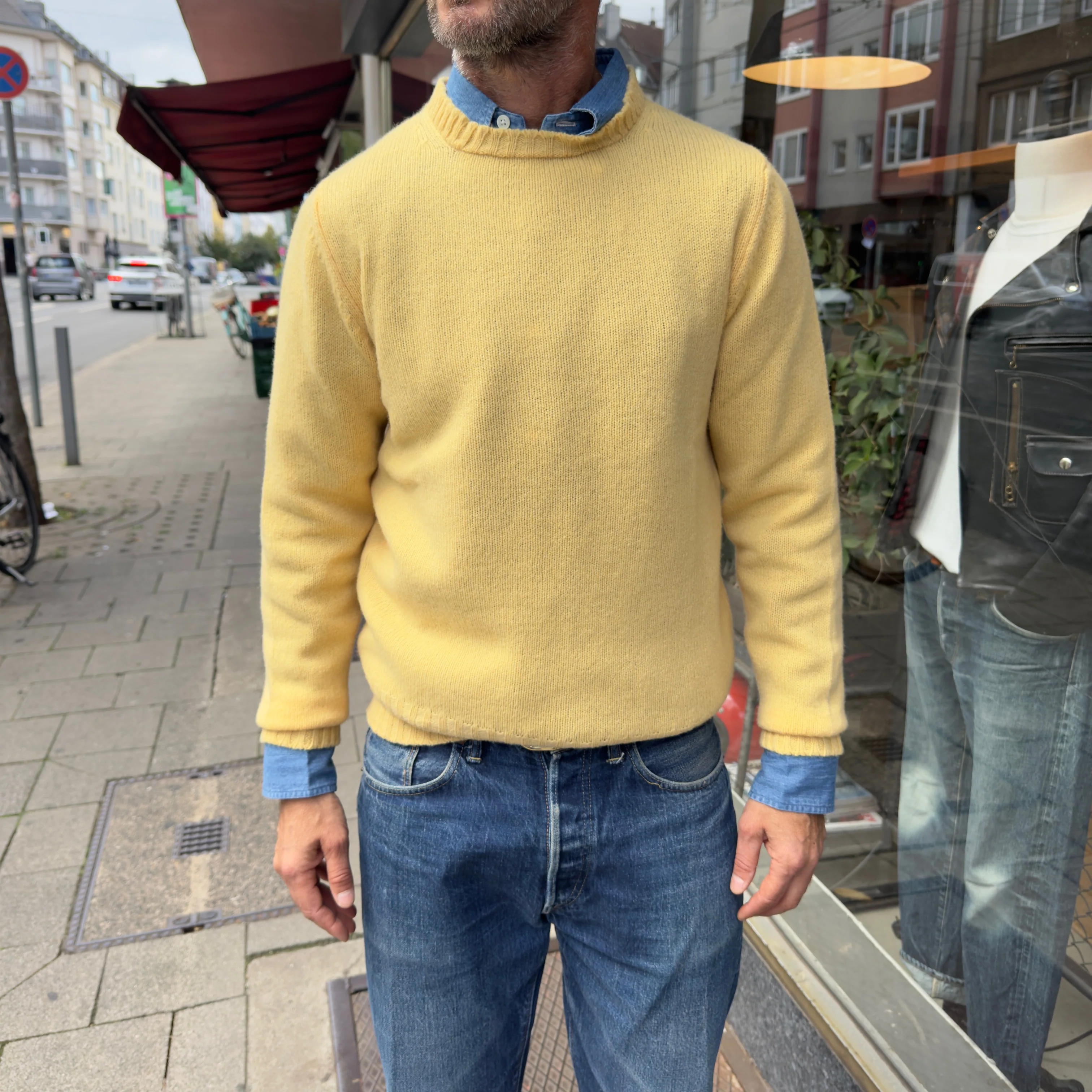 william lockie x stuf|f | gullan super geelong crew neck - canary - Image 2