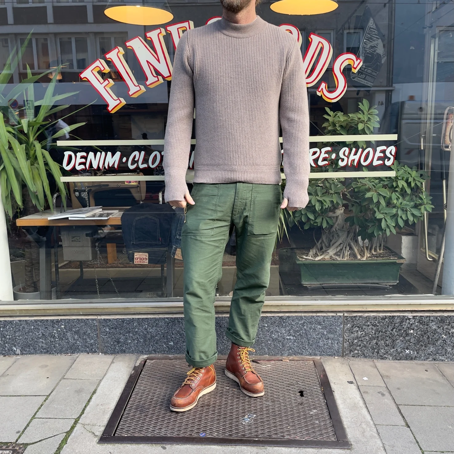 william lockie x stuf|f | seth turtle neck rib sweater - mushroom - Image 3