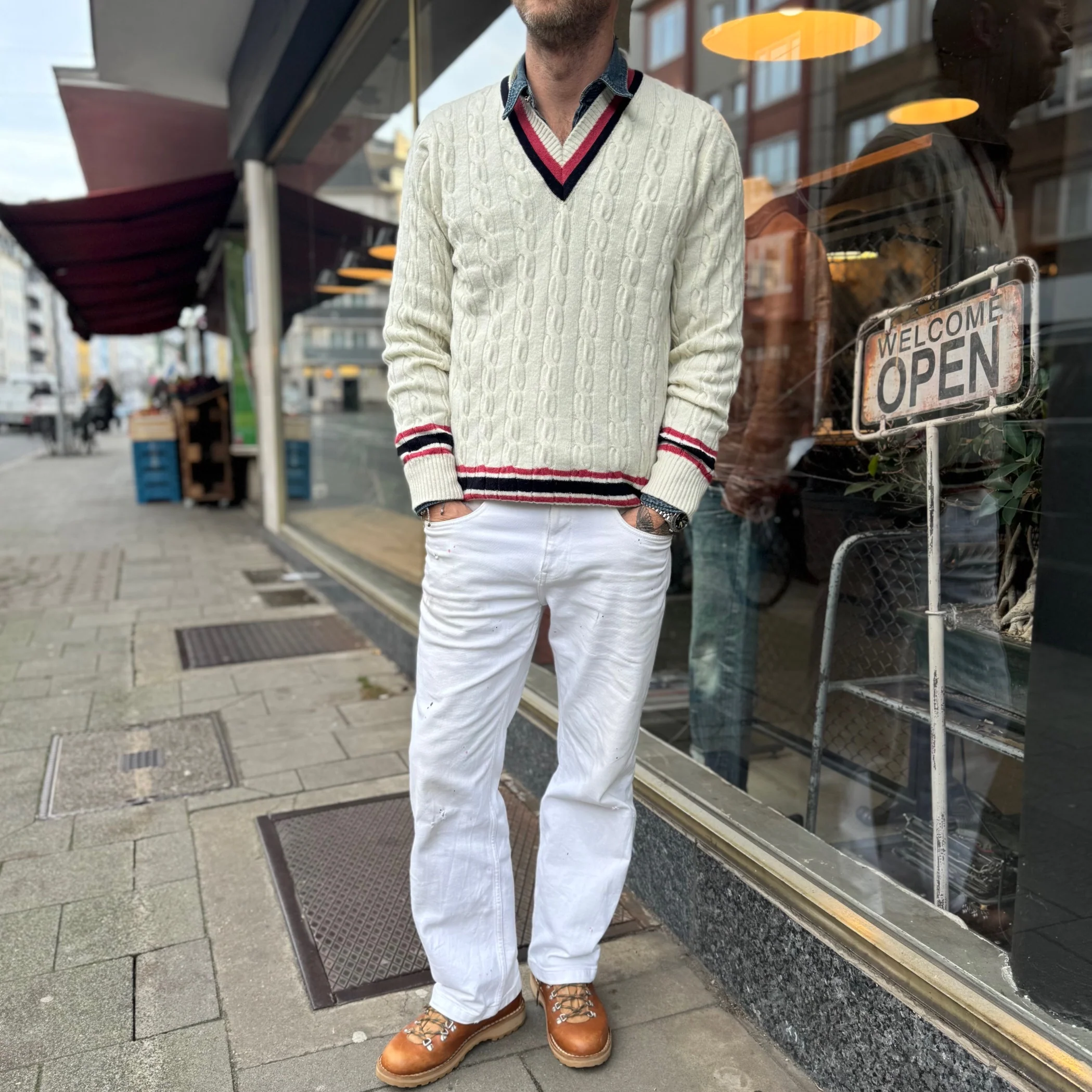 william lockie x stuf|f | super geelong cricket cable knit sweater - ecru/rouge/navy - Image 3