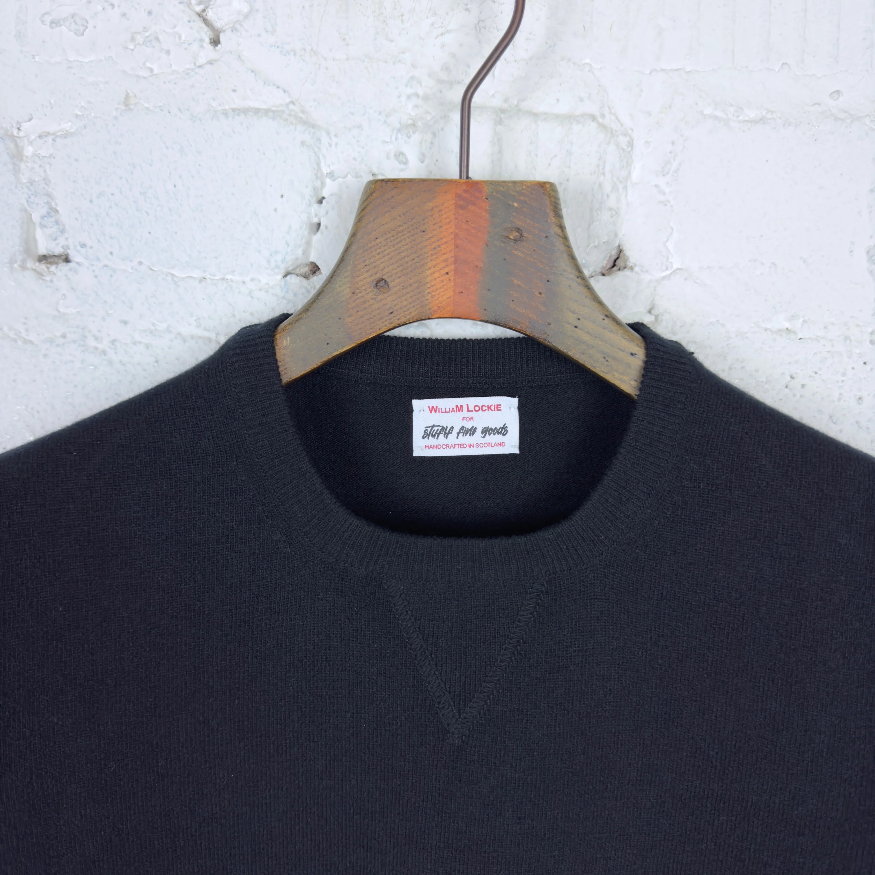 william lockie x stuf|f | vintage gordon v-inset crew neck sweater - black - Image 3