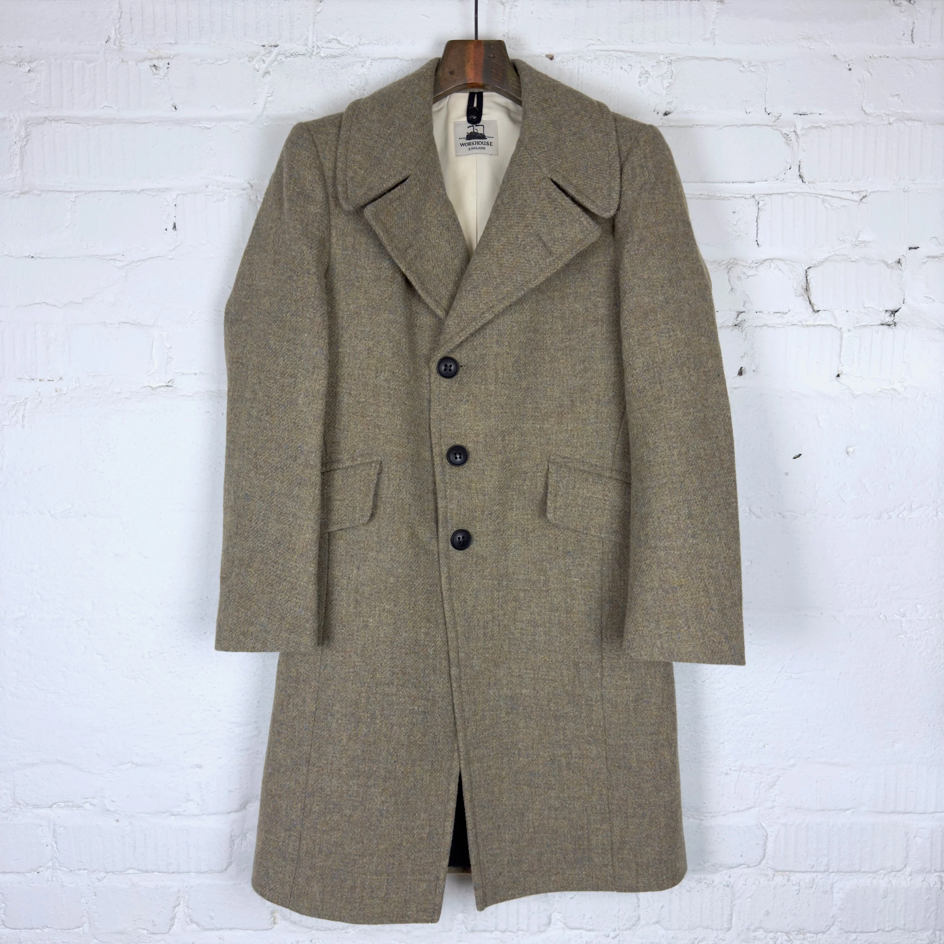 workhouse | pip coat harris tweed sage