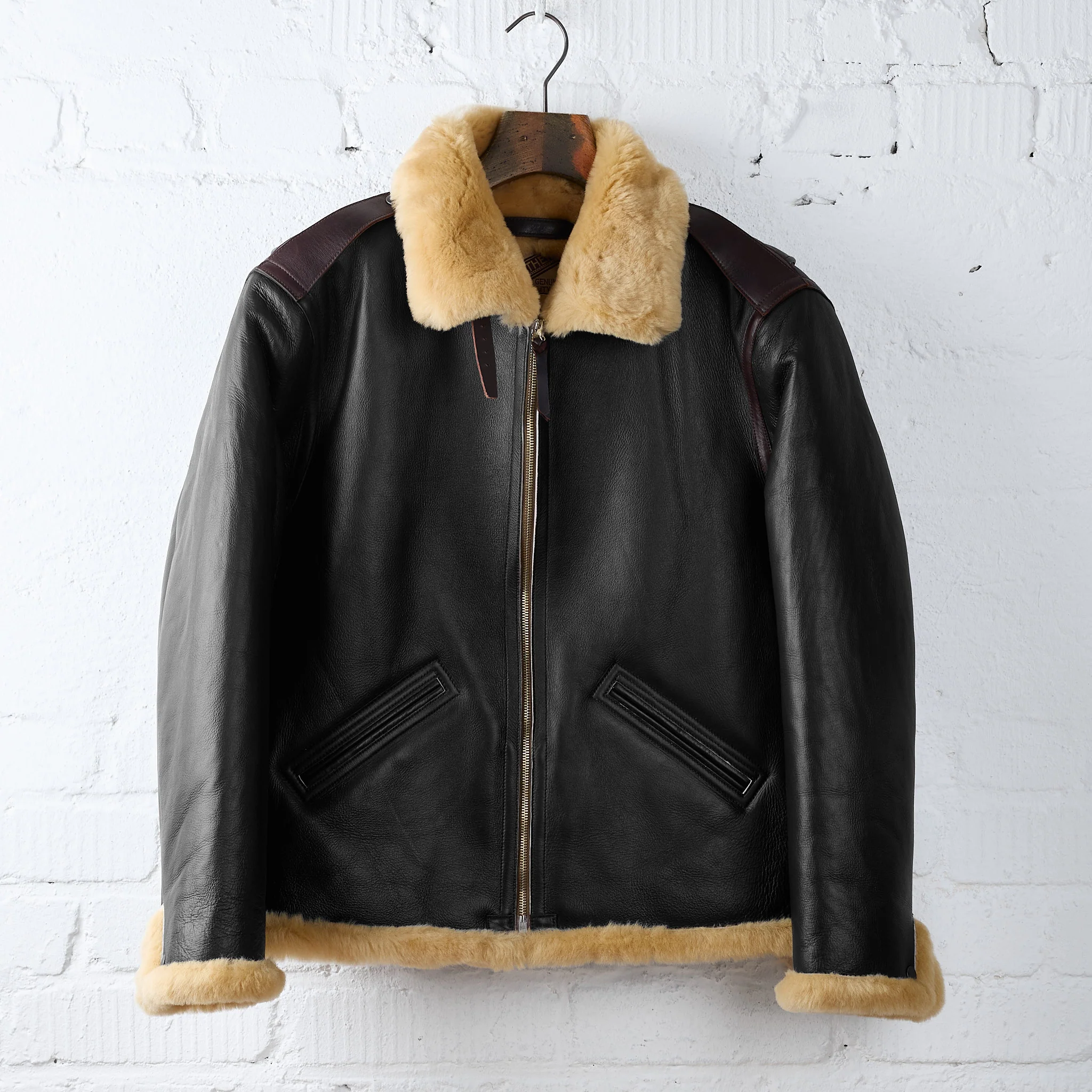y'2 leather | colomer mouton type b-6 - black