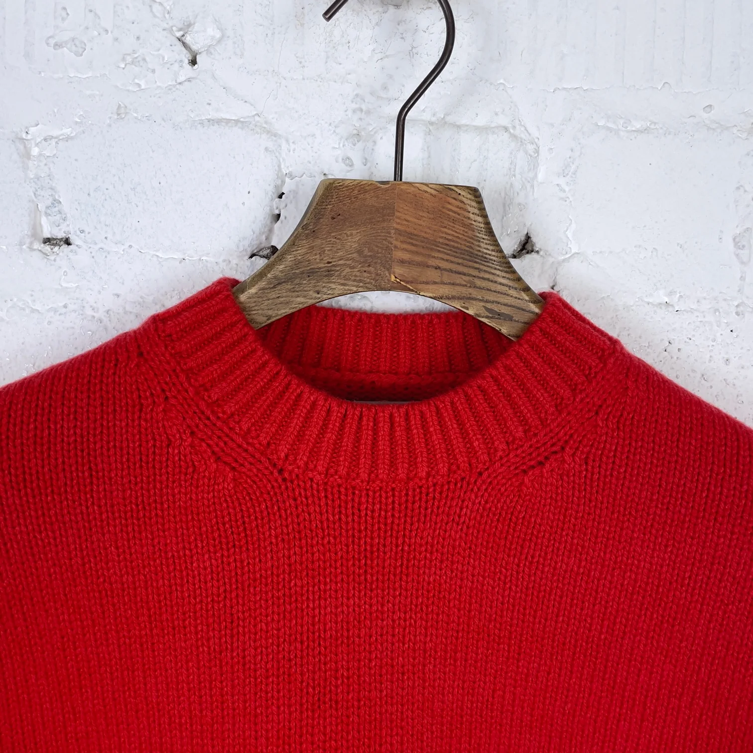 yonetomi | soft lambswool sweater - red - Image 6